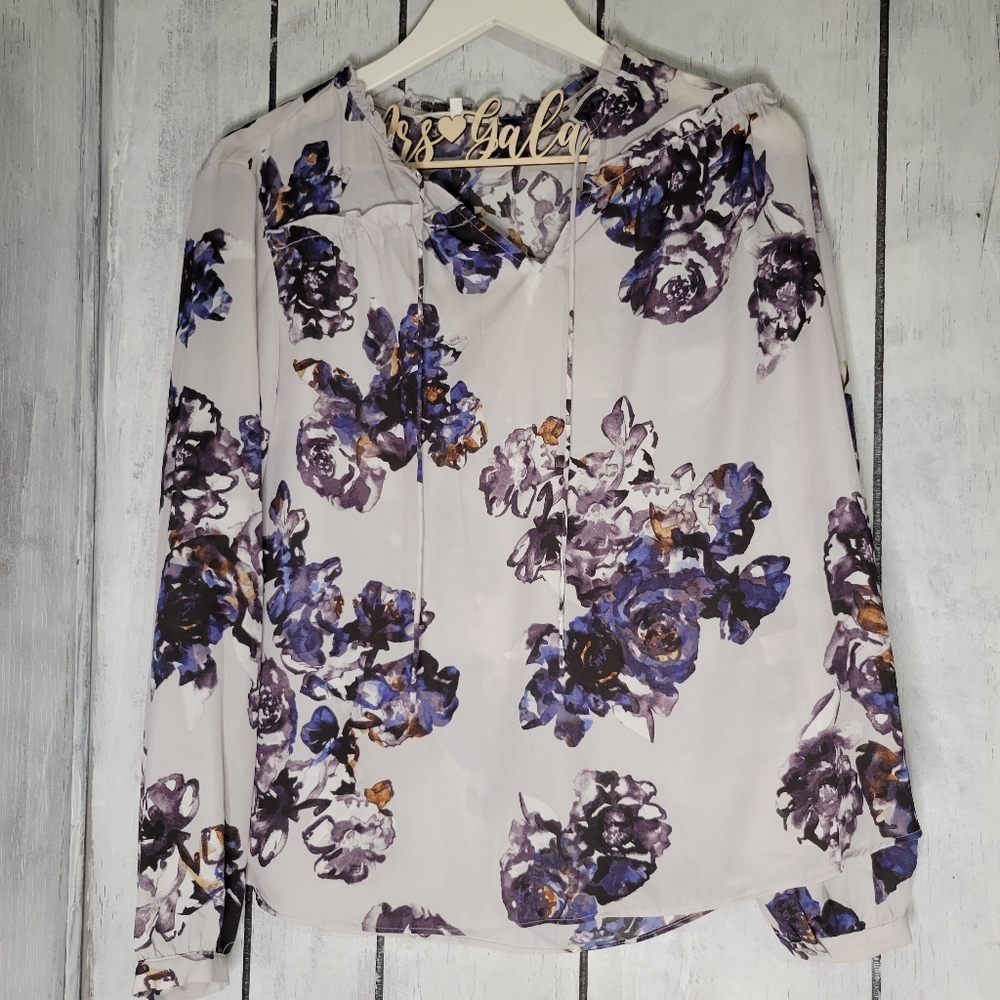 {3/$20} Violet + Claire Floral Long Sleeve Blouse